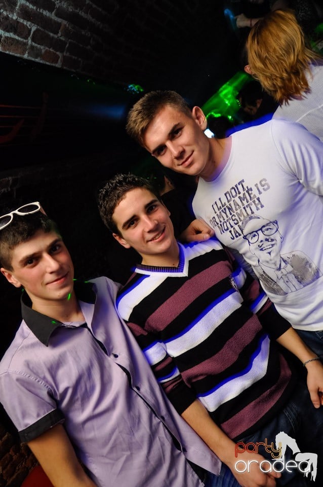 Red Bull Party în Club Escape, 