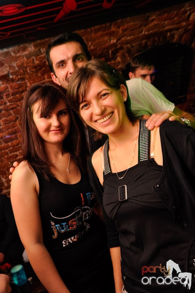 Red Bull Party în Club Escape, 