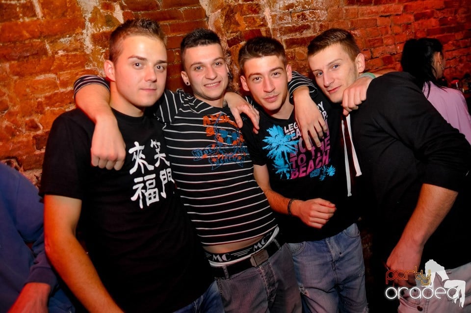 Red Bull Party în Escape, 