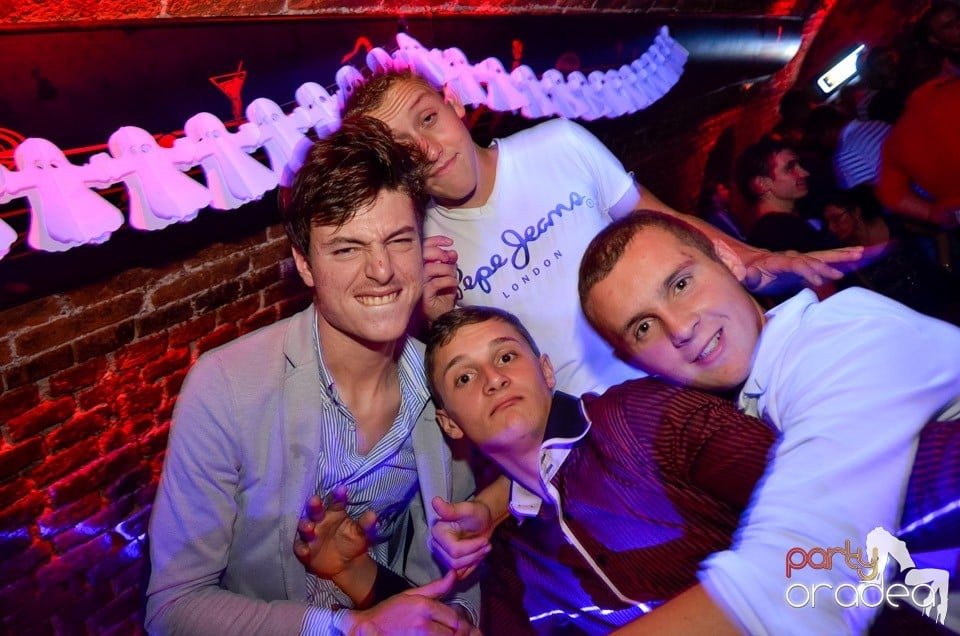 RedBull Party în Club Escape, 