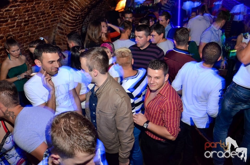 RedBull Party în Club Escape, 