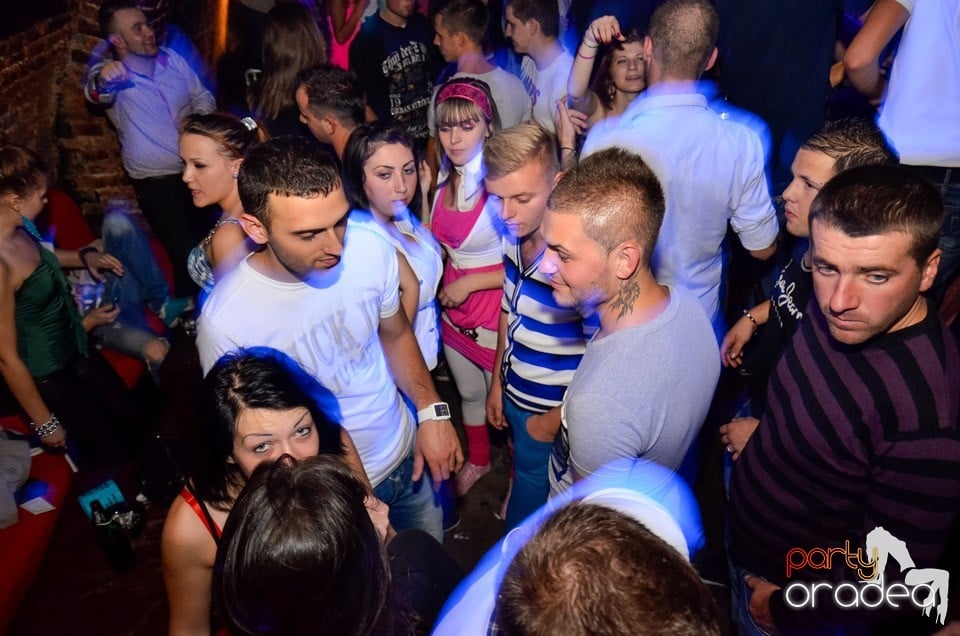 RedBull Party în Club Escape, 