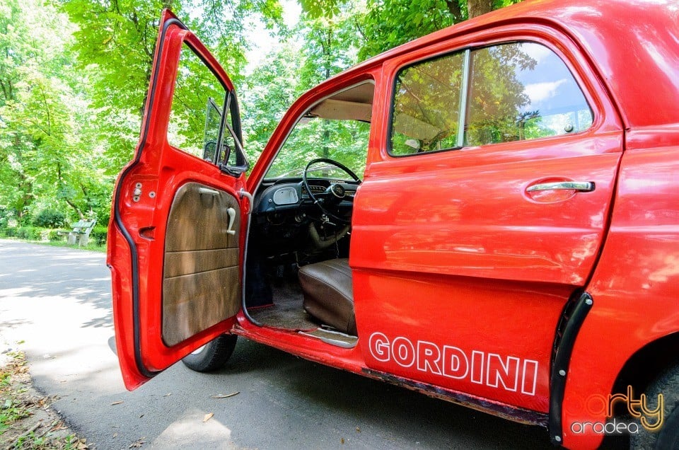 Renault Dauphine Gardini 1967, Crazy Tuning