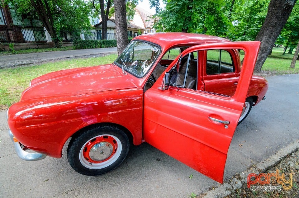 Renault Dauphine Gardini 1967, Crazy Tuning