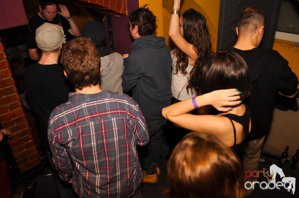 Renegades Show în Hole Pub, 