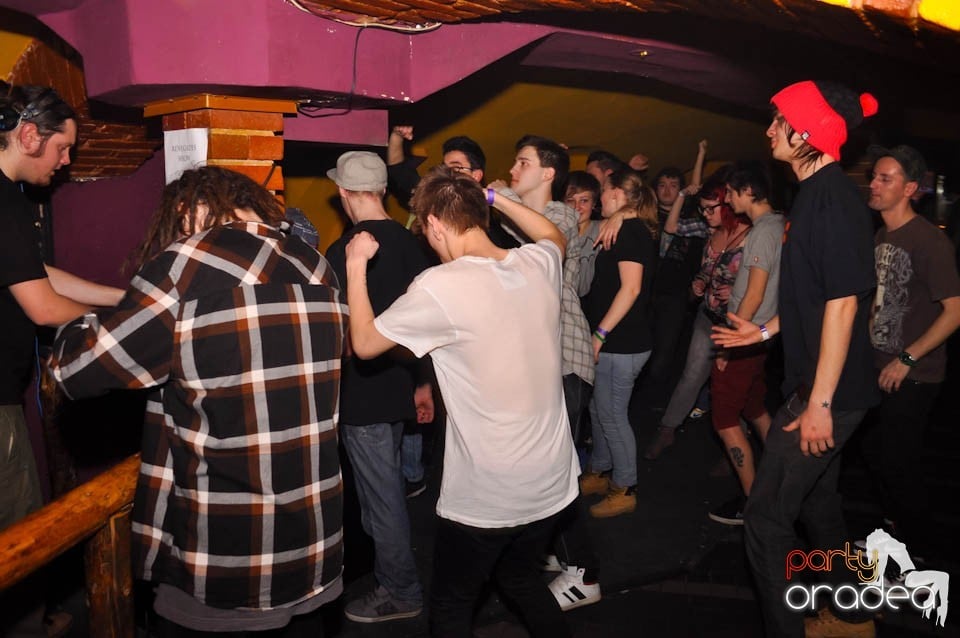 Renegades Show în Hole Pub, 