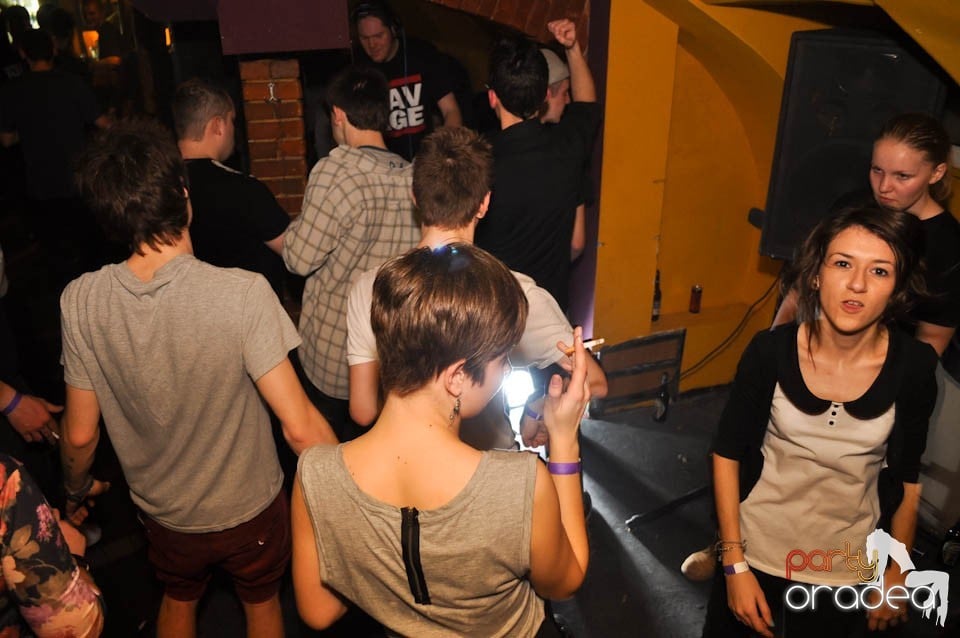 Renegades Show în Hole Pub, 