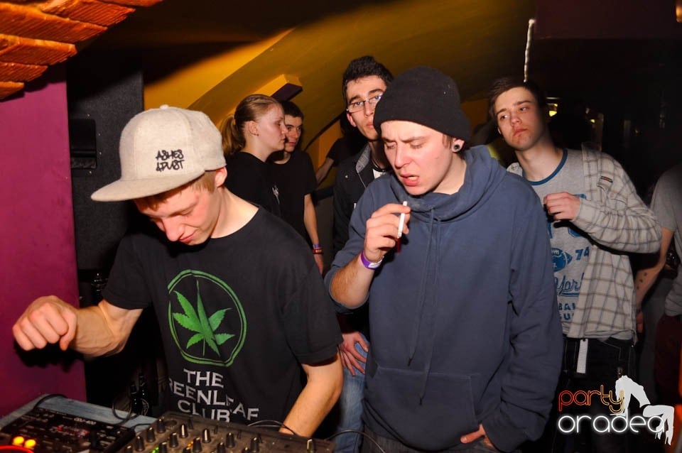 Renegades Show în Hole Pub, 