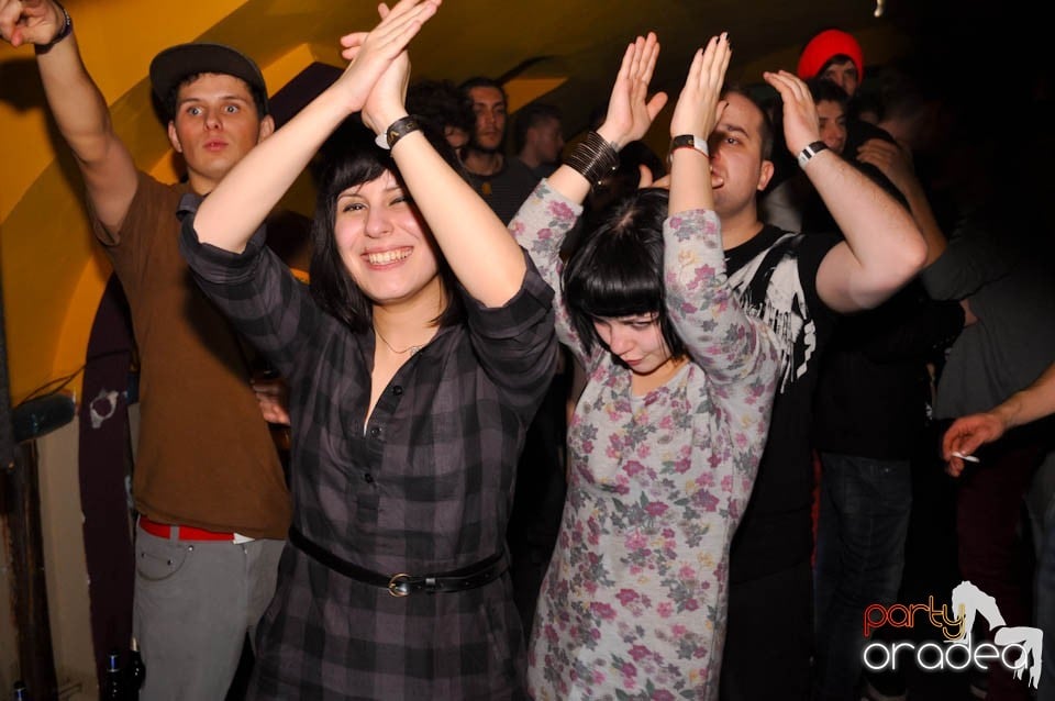 Renegades Show în Hole Pub, 