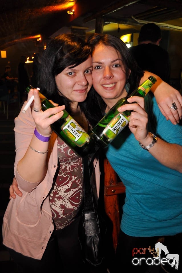 Renegades Show în Hole Pub, 