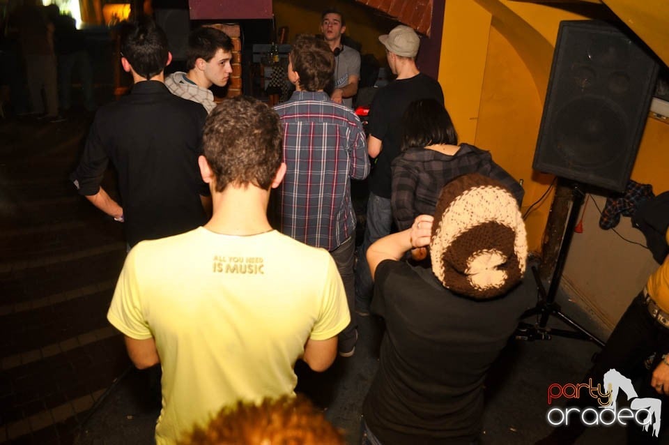 Renegades Show în Hole Pub, 