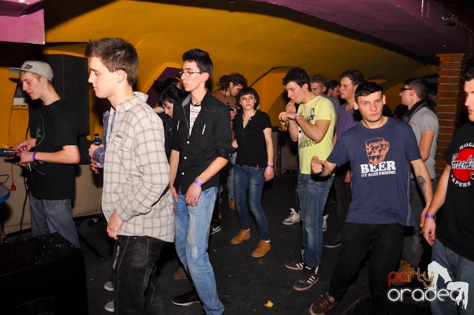 Renegades Show în Hole Pub, 