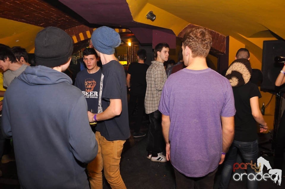 Renegades Show în Hole Pub, 