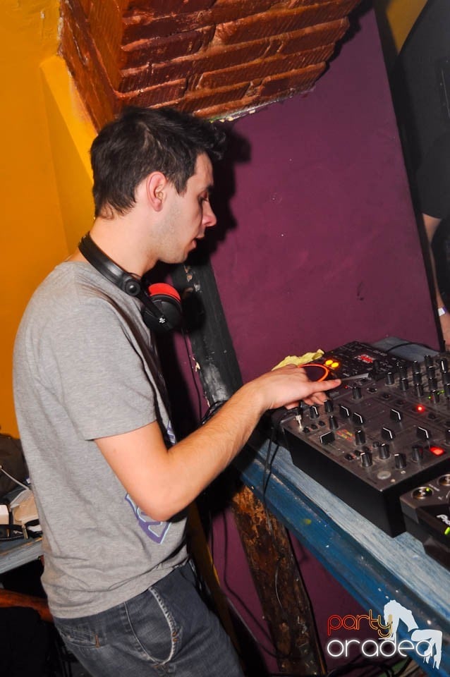 Renegades Show în Hole Pub, 