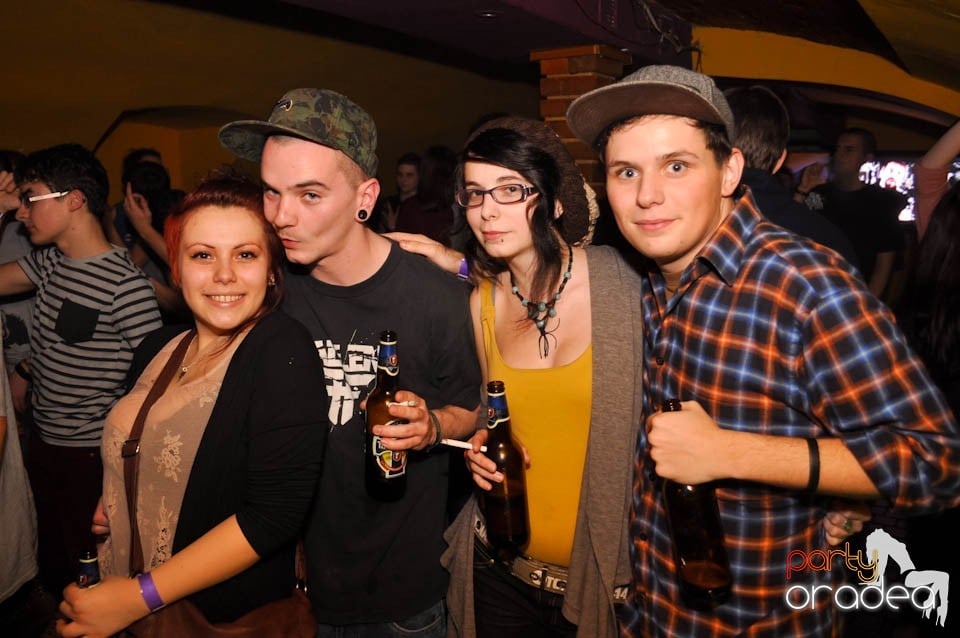 Renegades Show în Hole Pub, 