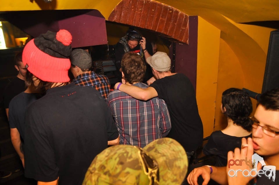 Renegades Show în Hole Pub, 