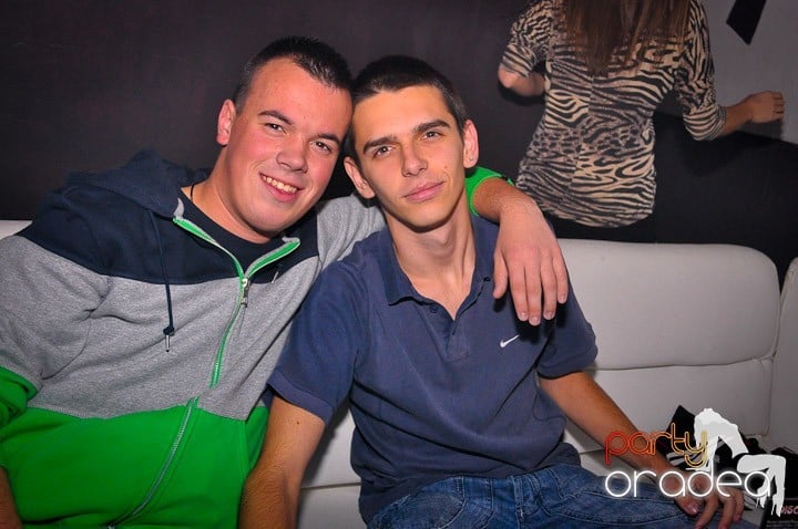 Replay Party în No Problem, 