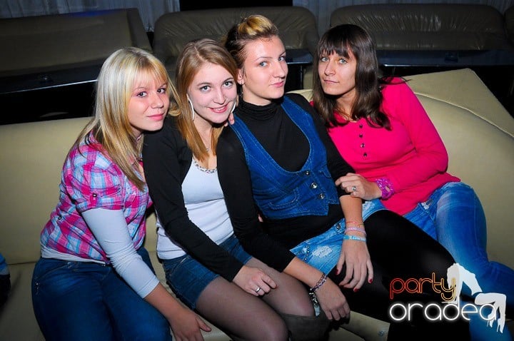 Replay Party în No Problem, 