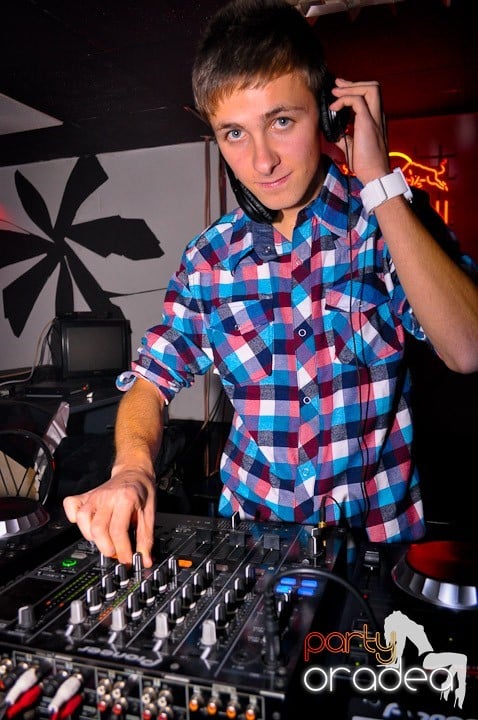 Replay Party în No Problem, 