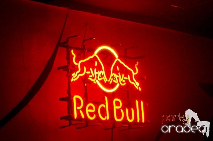 Replay Party în No Problem, 