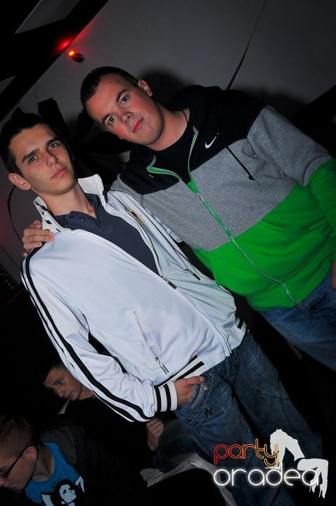 Replay Party în No Problem, 