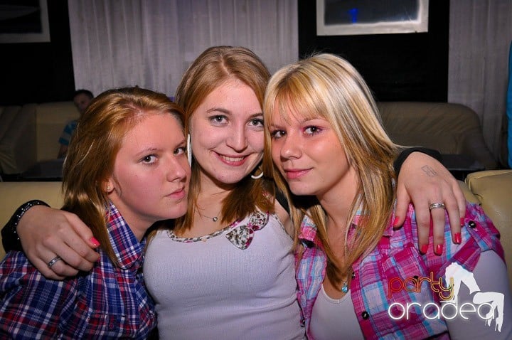 Replay Party în No Problem, 