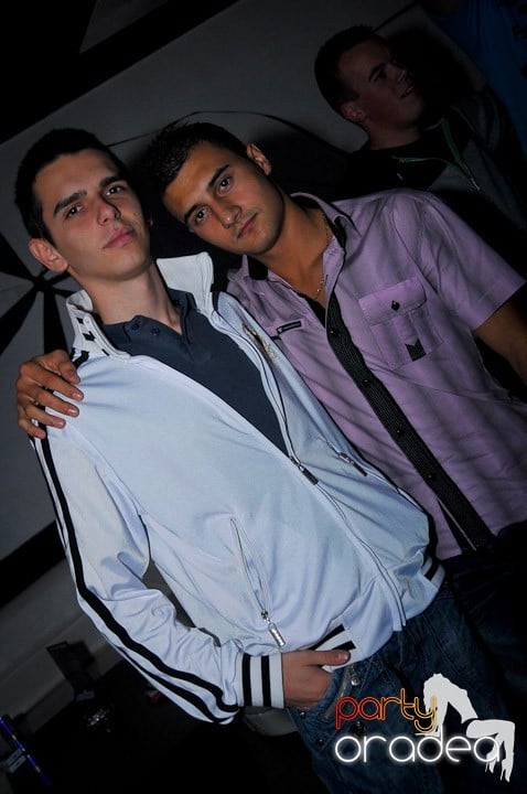 Replay Party în No Problem, 