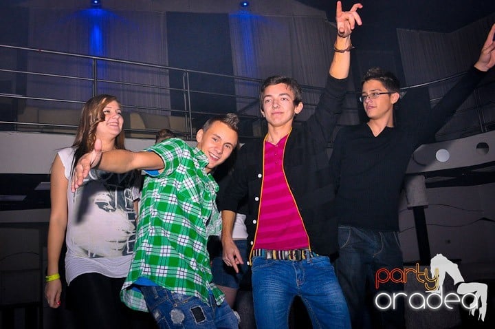 Replay Party în No Problem, 