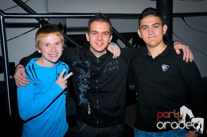 Replay Party în No Problem, 