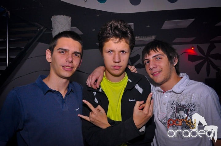 Replay Party în No Problem, 