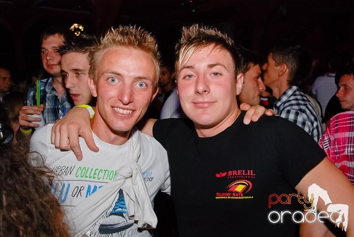 Retro & Classic House Party,