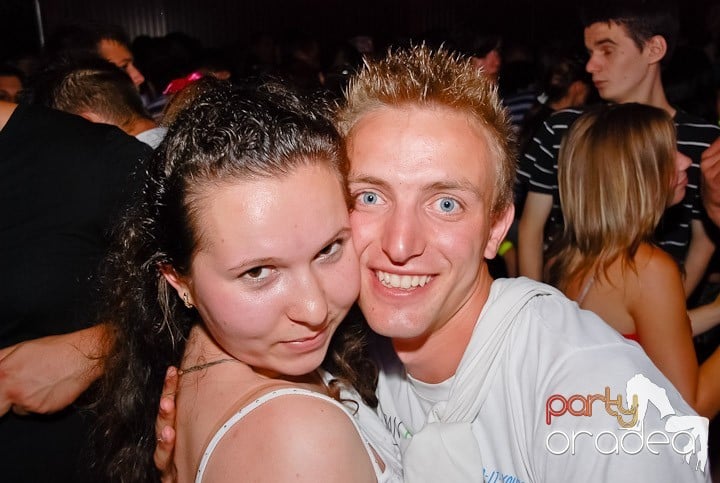 Retro & Classic House Party,