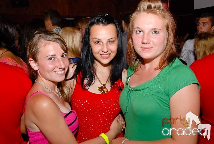 Retro & Classic House Party,