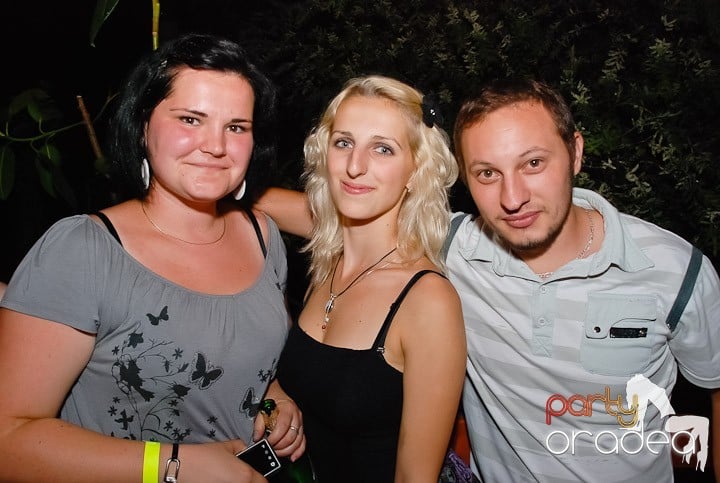 Retro & Classic House Party,
