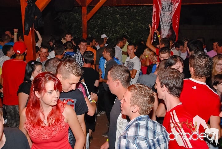 Retro & Classic House Party,