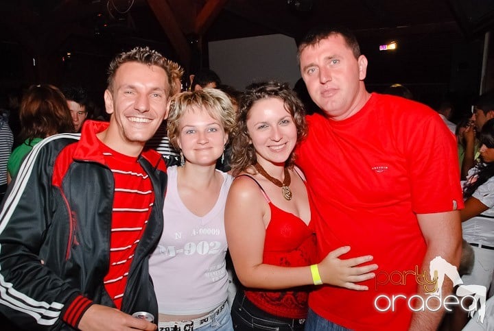 Retro & Classic House Party,