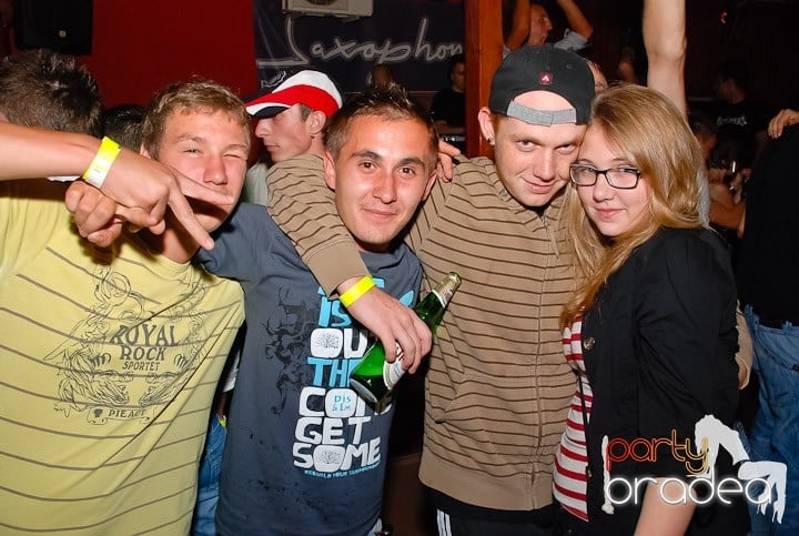 Retro & Classic House Party,