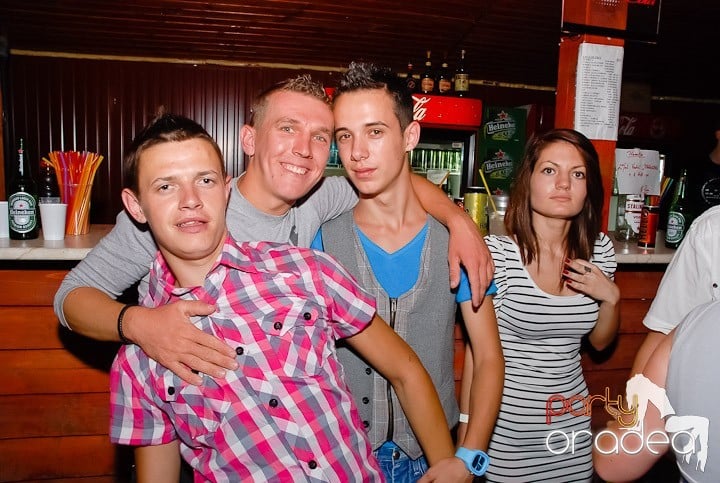 Retro & Classic House Party,
