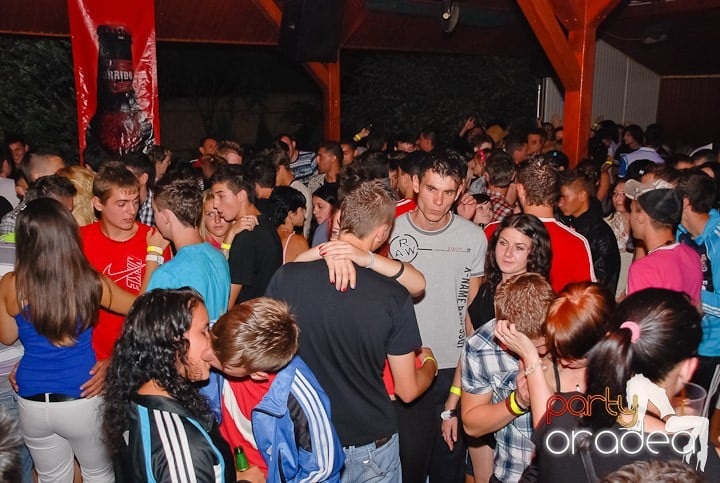 Retro & Classic House Party,