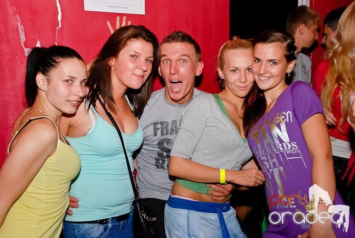 Retro & Classic House Party,