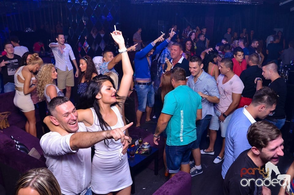 Retro Night Fever în Club The One,