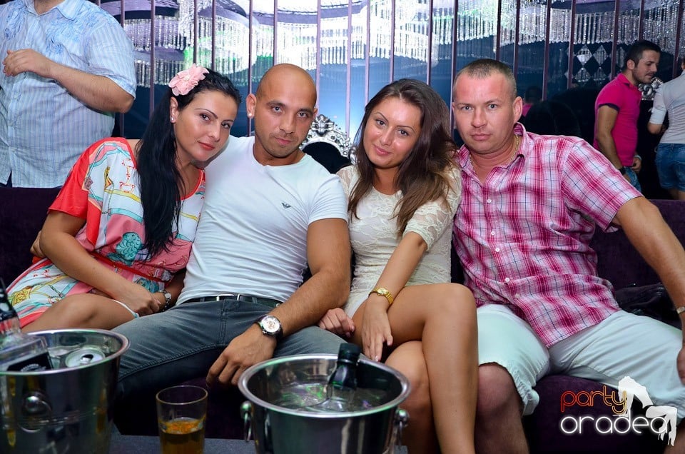 Retro Night Fever în Club The One,