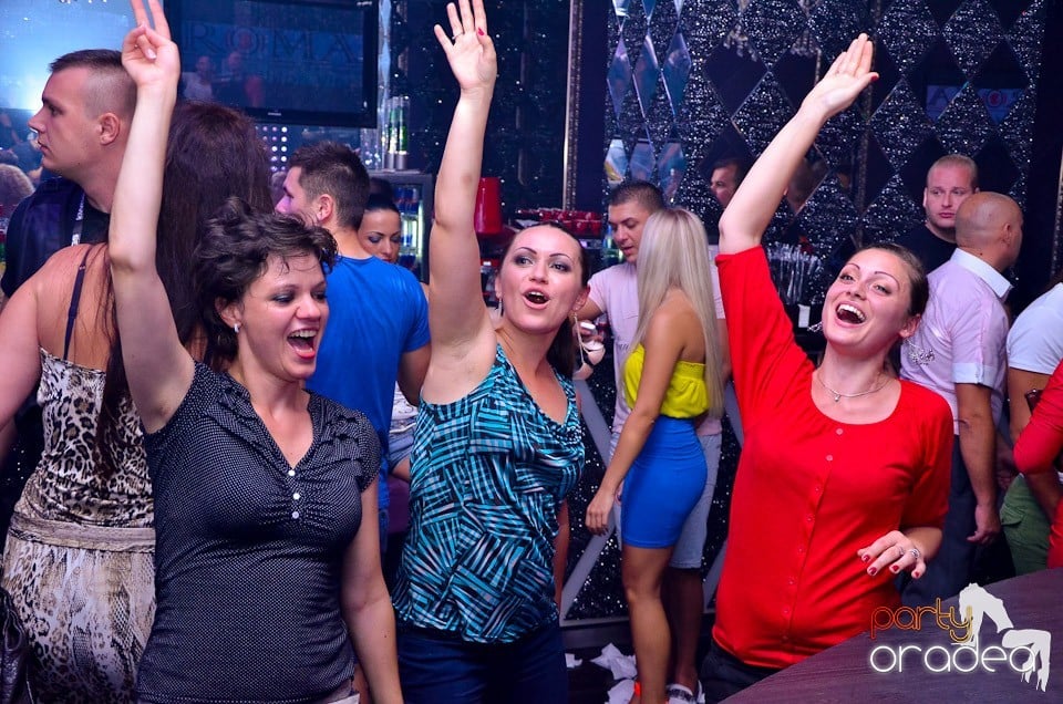 Retro Night Fever în Club The One,