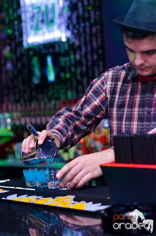 Retro Night Fever în Club The One,