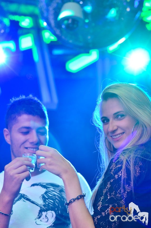 Retro Night Fever în Club The One,