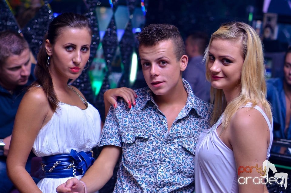 Retro Night Fever în Club The One,