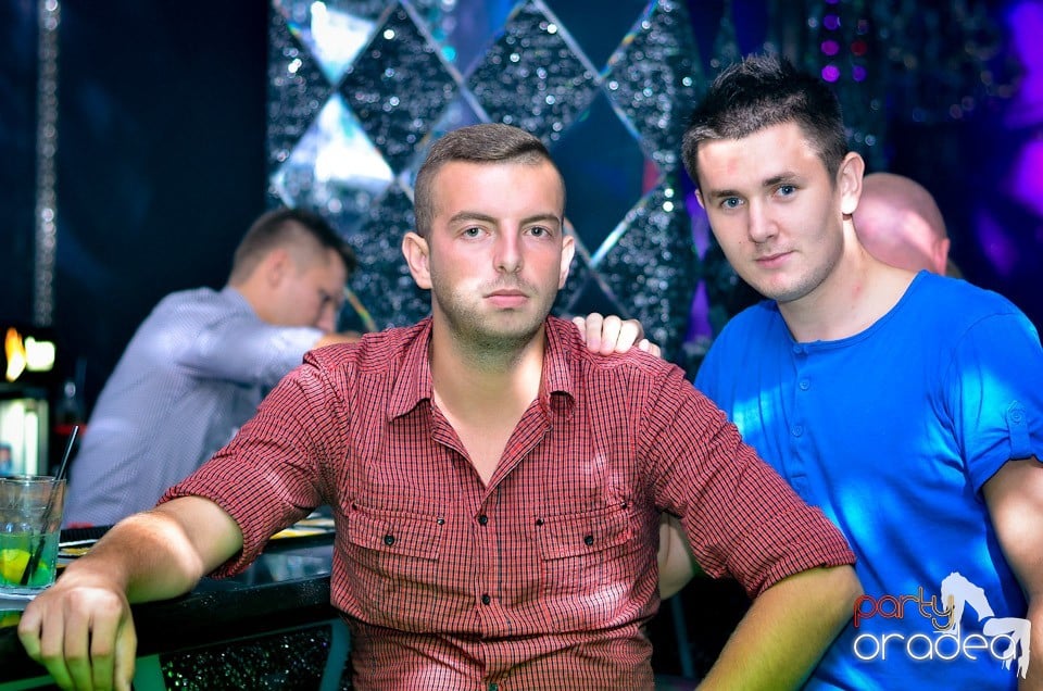 Retro Night Fever în Club The One,