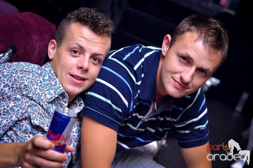 Retro Night Fever în Club The One,