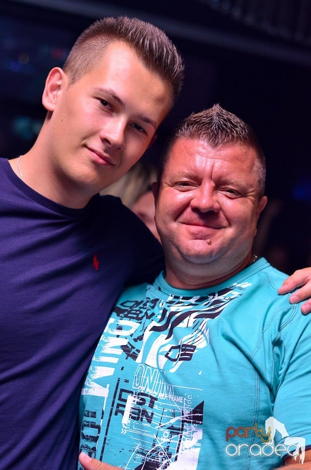 Retro Night Fever în Club The One,