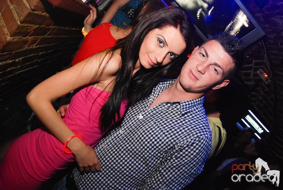 Retro Party în Club Escape, 